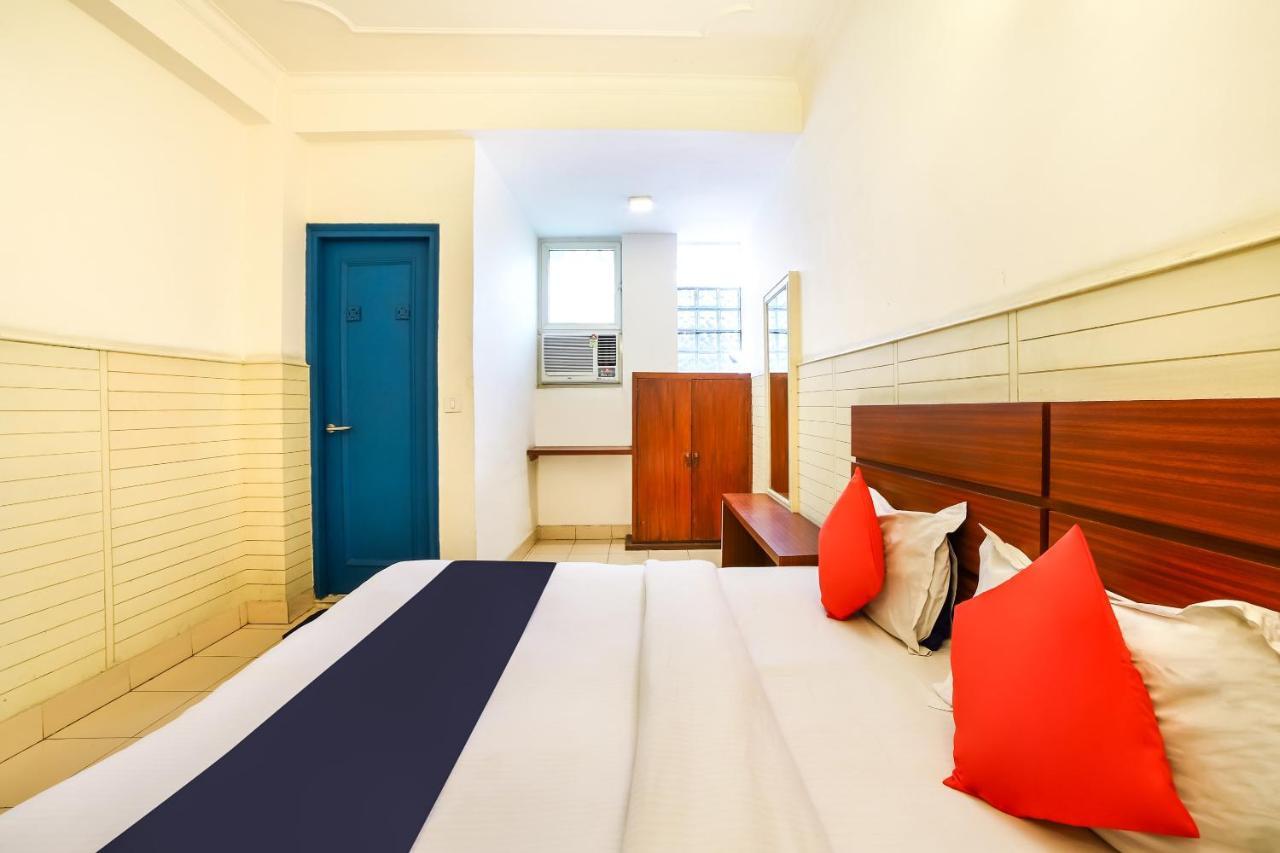 Capital O 48354 The Nest Nueva Delhi Exterior foto